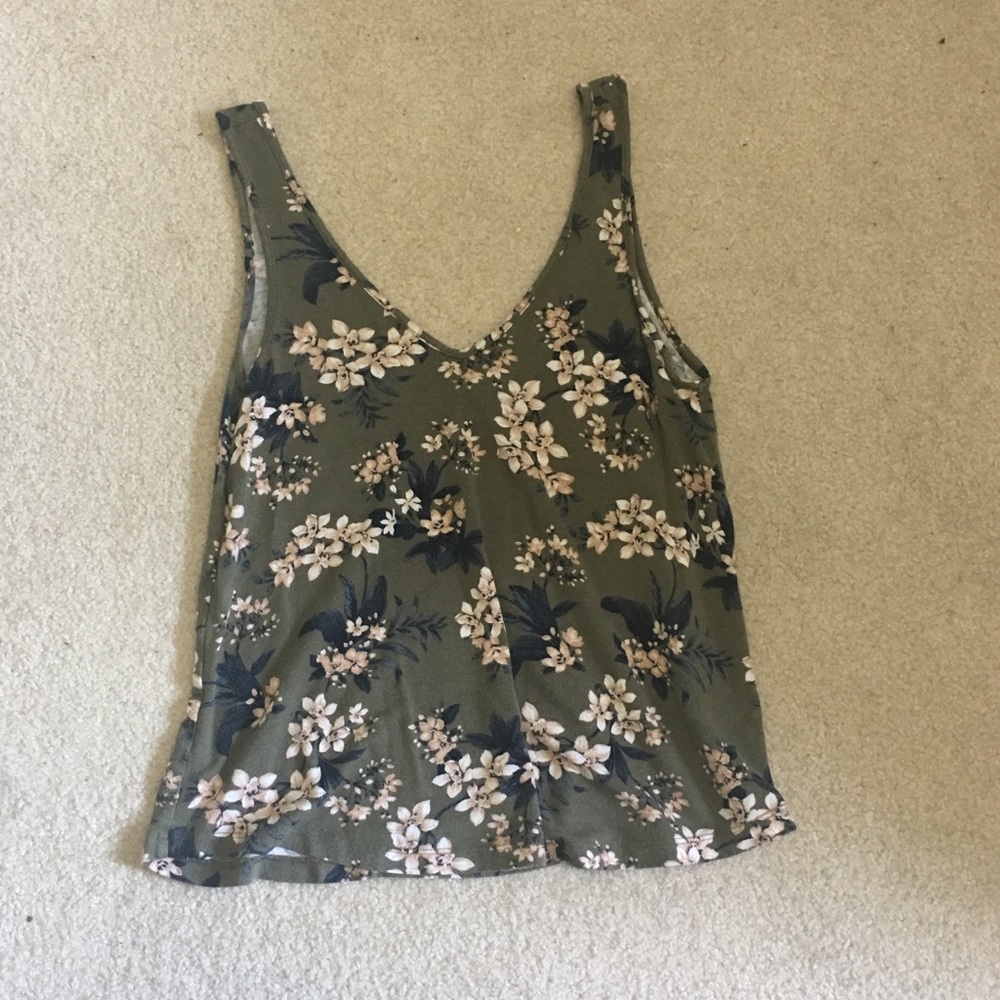 AMERICAN EAGLE FLORAL TANK